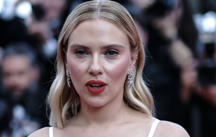 Instargram, account, Johansson