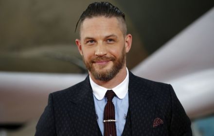 Tom Hardy op rode loper