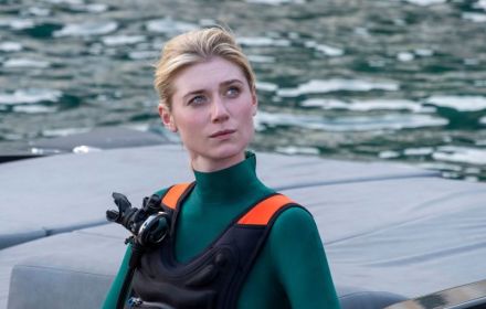 Elizabeth Debicki op set van Tenet