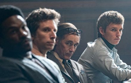 Scene uit de Trial of the Chicago 7