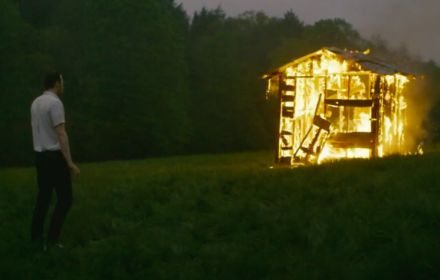 Scene uit Go/Don't Go