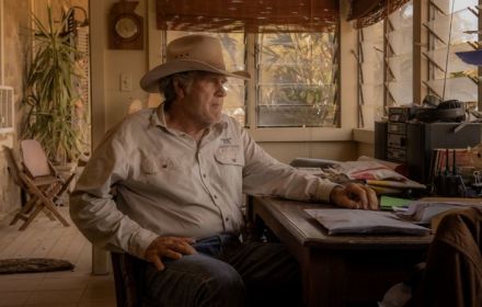 Still uit 'Territory'