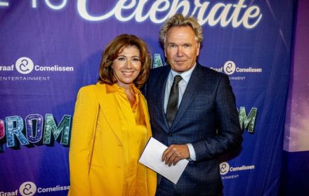 Een foto van Tom Egbers en zijn vrouw.