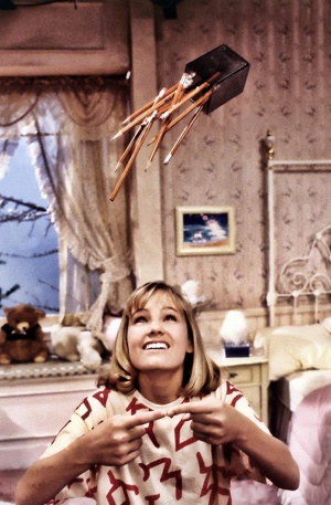 Out of This World - Seizoen 3