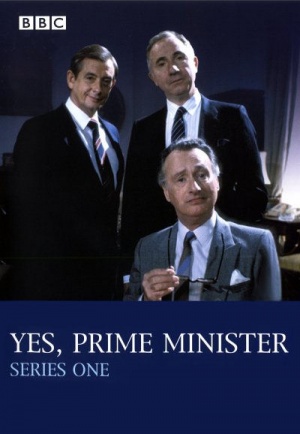 Yes, Prime Minister - Seizoen 1