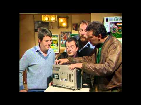 auf wiedersehen pet -toy telly.